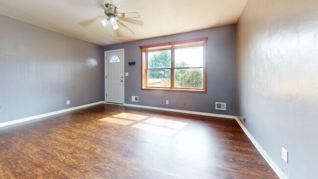 Foto del edificio - 3 Bedroom Ranch in Madison
