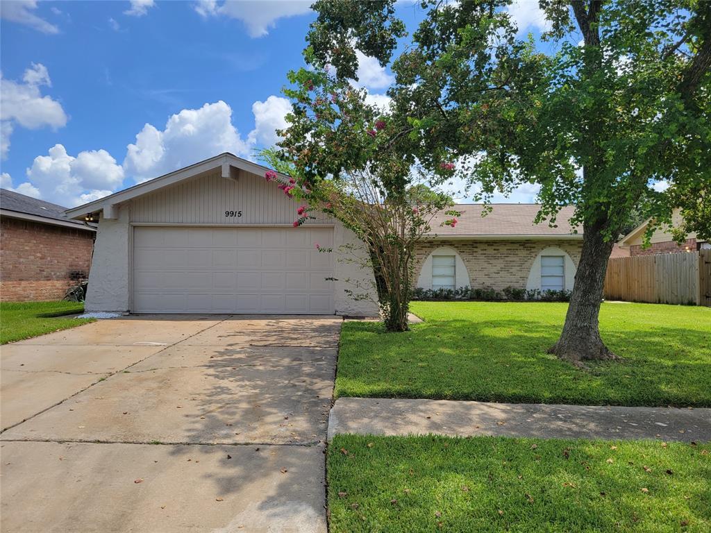 9915 Towne Brook Ln, Sugar Land, TX 77498 House Rental in Sugar Land