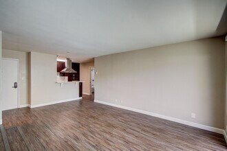 Interior Photo - eight70