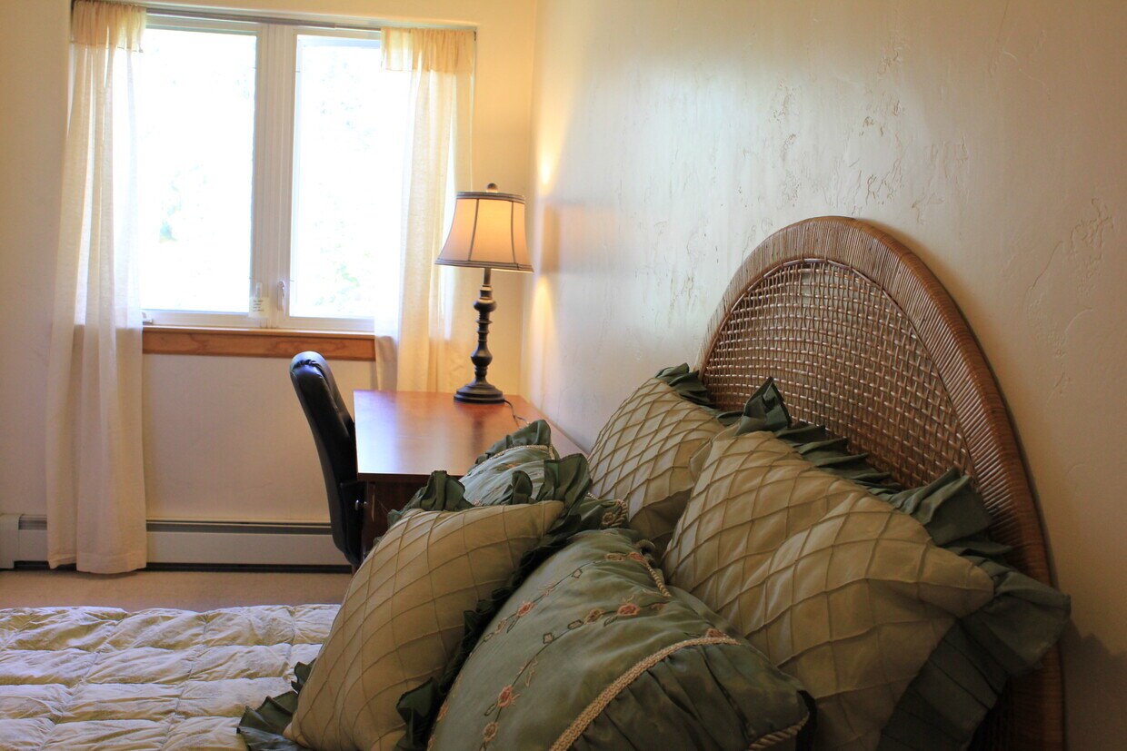 128 Old Country Ln, Edwards, CO 81632 Apartments in Edwards, CO