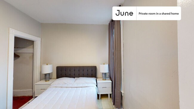 Building Photo - Room in Shared 4 bed/1 bath home in Allston