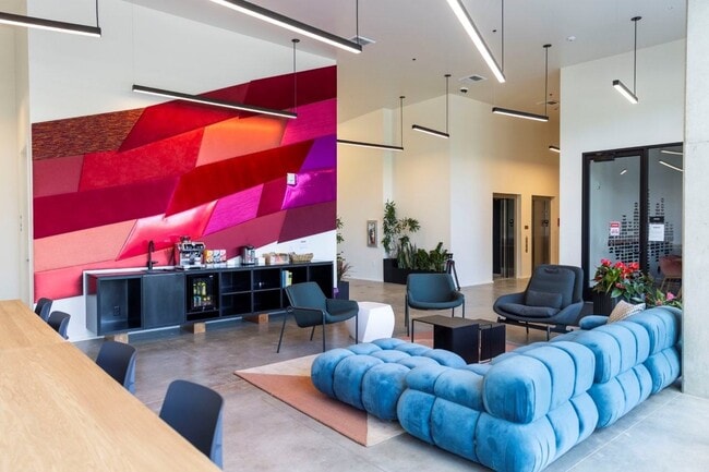 Building Photo - Analog PDX