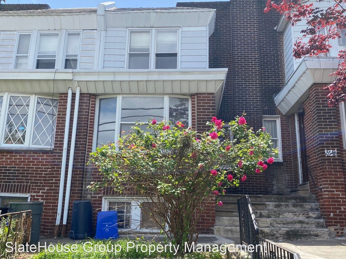 Foto principal - 3 br, 1 bath House - 2650 S 65th St