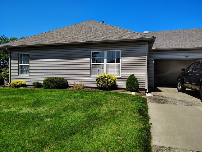 Foto del edificio - 4501 Hunters Chase Ln