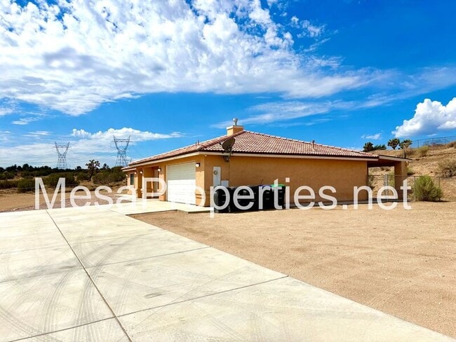 Foto del edificio - 11155 Phelan Rd
