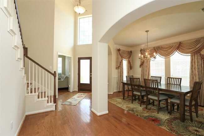 Foto del edificio - 6523 Trenton Lake Ln