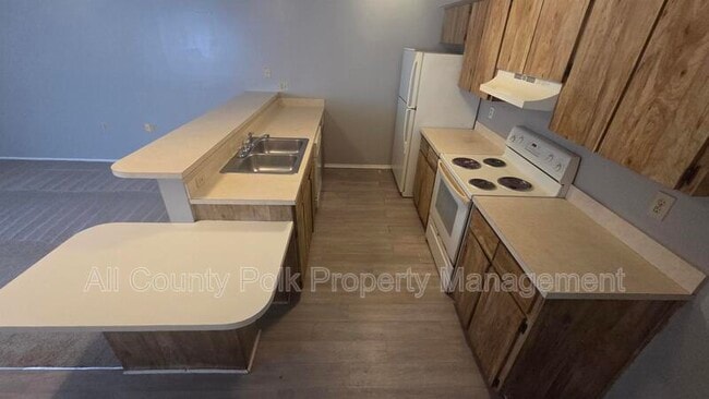 Building Photo - 2118 Brandy Pl