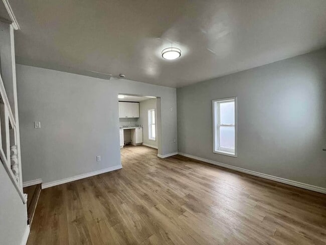 Photo du bâtiment - 10 Ingram St