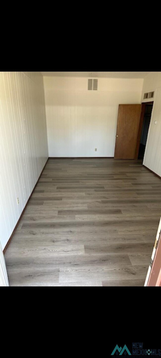 Foto del edificio - 1515 W 18th St