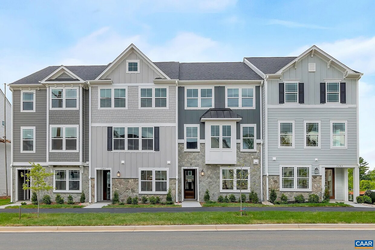 2207 Brindle Ln, Forest Lakes, VA 22911 Townhouse for Rent in Forest