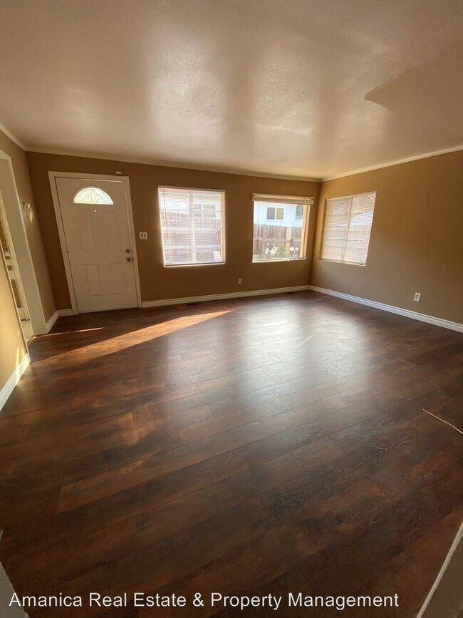 Building Photo - 3538 Curlew St