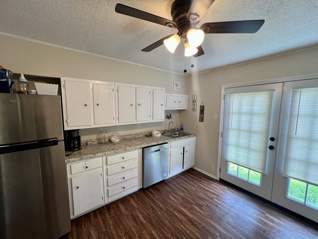 Photo - 2924 Halbert St House