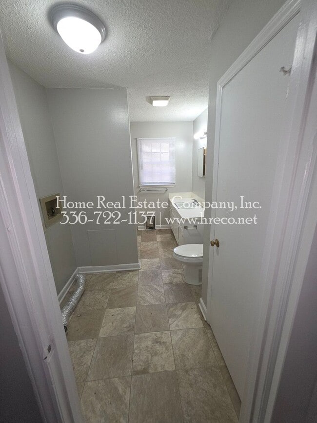 Photo - 144 Endsley Ave House