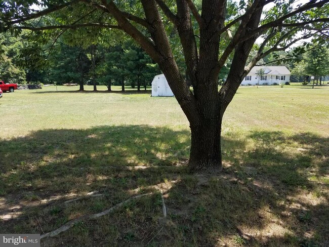 Building Photo - 10118 Dahlgren Rd