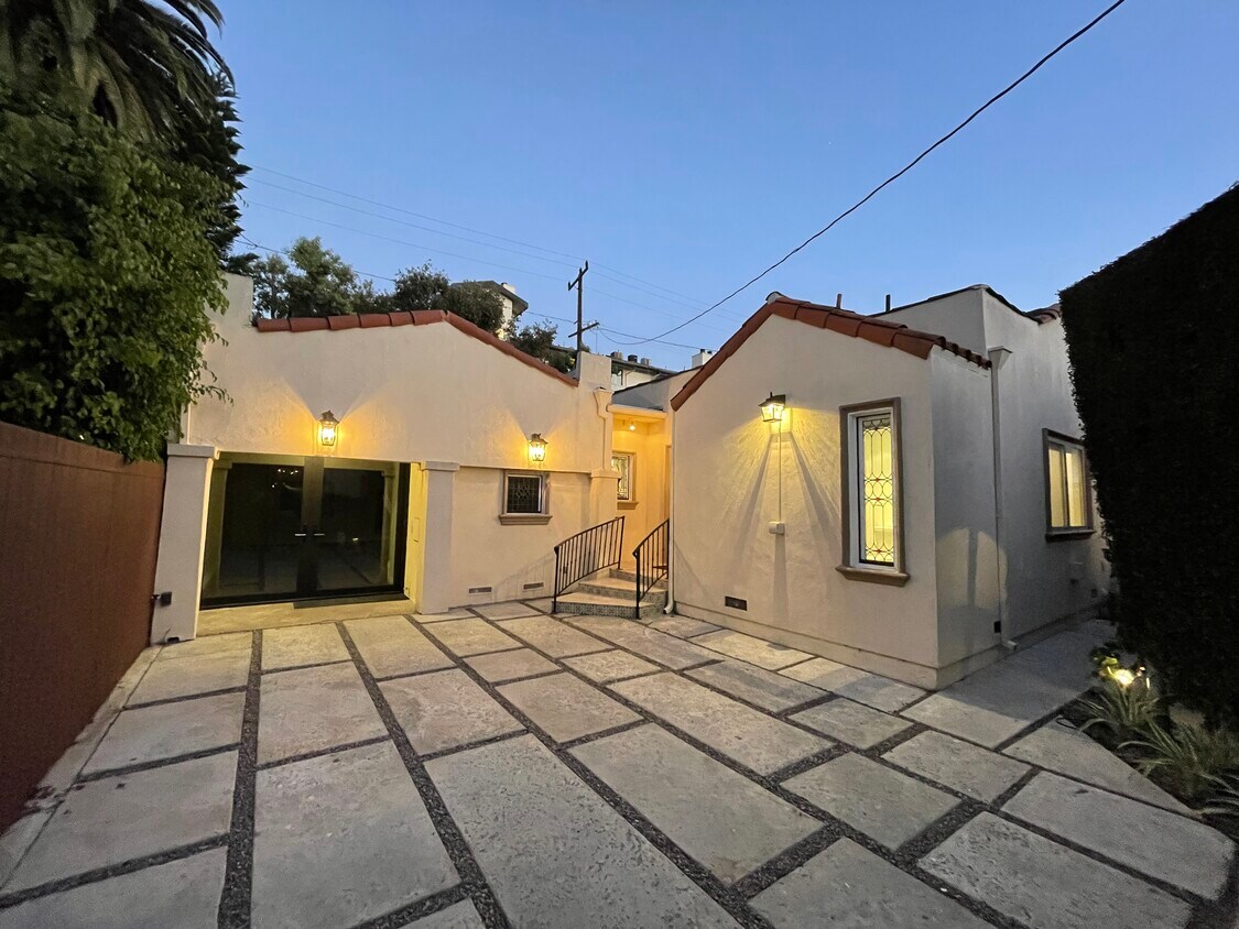 728 Westbourne Dr, West Hollywood, CA 90069 House Rental in West
