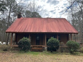 Building Photo - 1420 Old Mush Creek Rd