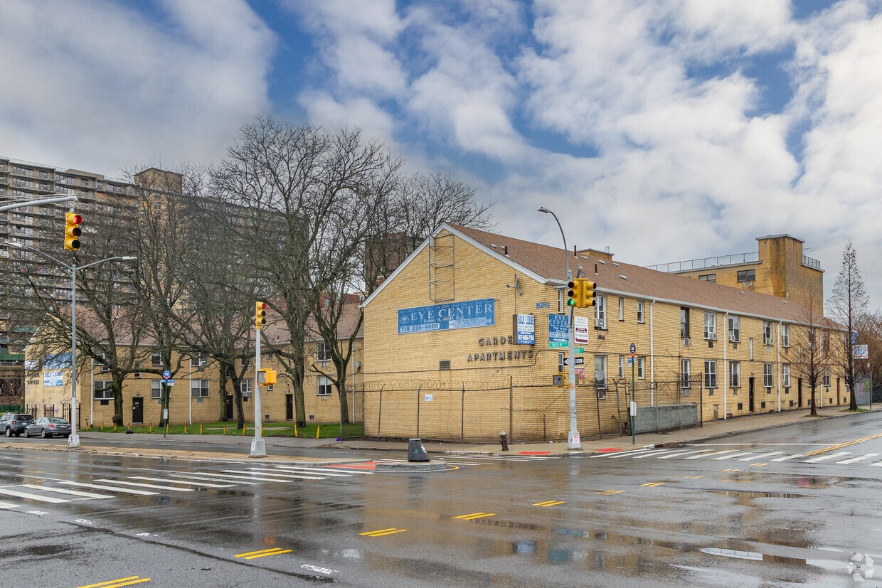 Primary Photo - 2781-2791 Linden Blvd