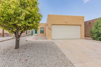 Building Photo - 2548 Las Alturas Ct