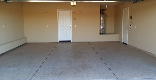 Building Photo - 899 Fieldview Ave