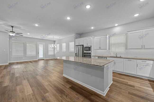 Building Photo - 9616 Oxbow Ln