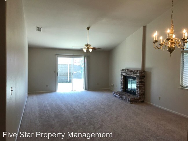 Building Photo - 4 br, 2 bath House - 1416 Citrus Dr