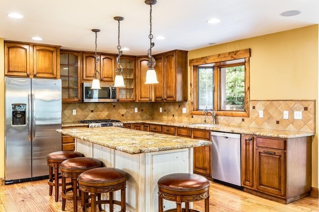 Foto del edificio - 2689 Holiday Ranch Loop Rd