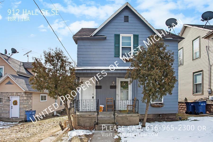 Primary Photo - Available Now | 1 Bed, 1 Bath Upper Duplex...