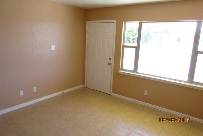 Building Photo - 1012 Georgetown Rd