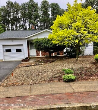 Building Photo - 24 Upton Ct