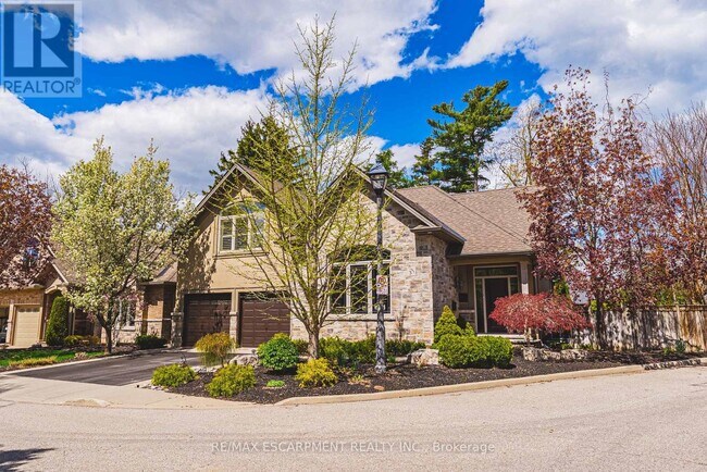 Building Photo - 976 Shadeland Ave