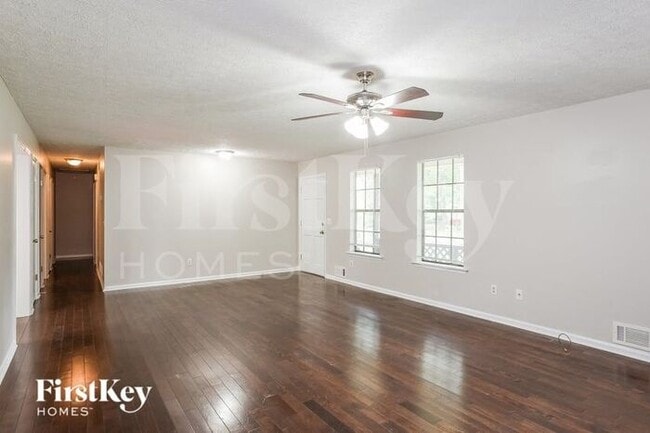 Building Photo - 3863 Willow Hollow