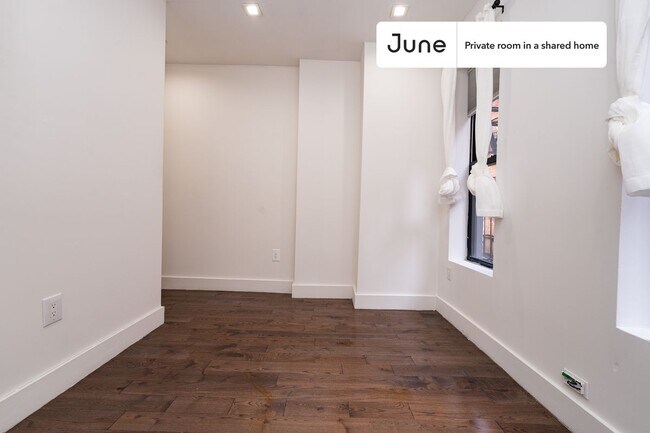Foto del edificio - Room in Shared 4 bed/2 bath home