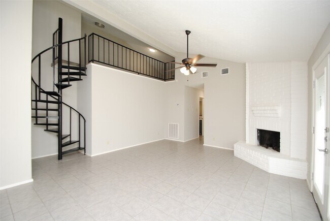 Foto del edificio - 3121 Trembling Creek Cir