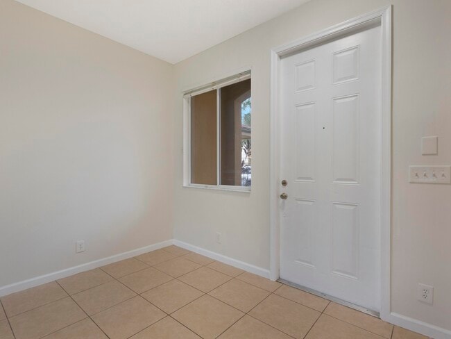 Foto del edificio - 4282 Berkshire Wharf Dr