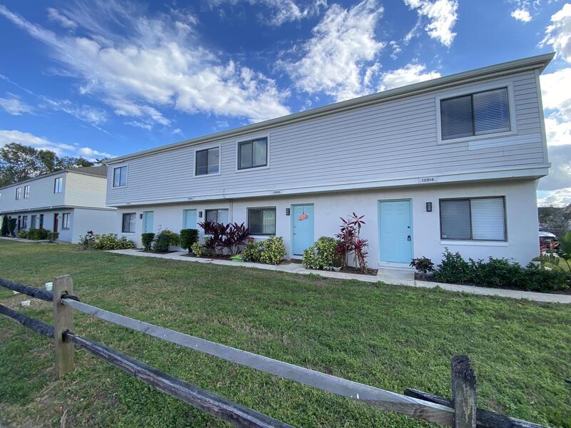 Foto principal - 12018 Pepperdine Pl