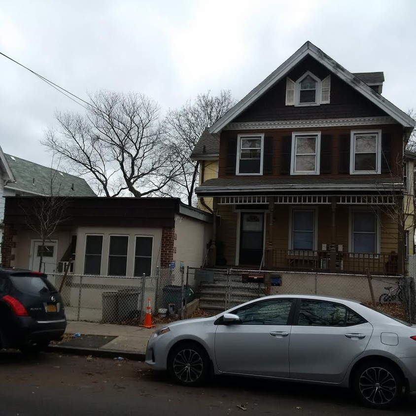 Primary Photo - 57 Heberton Ave