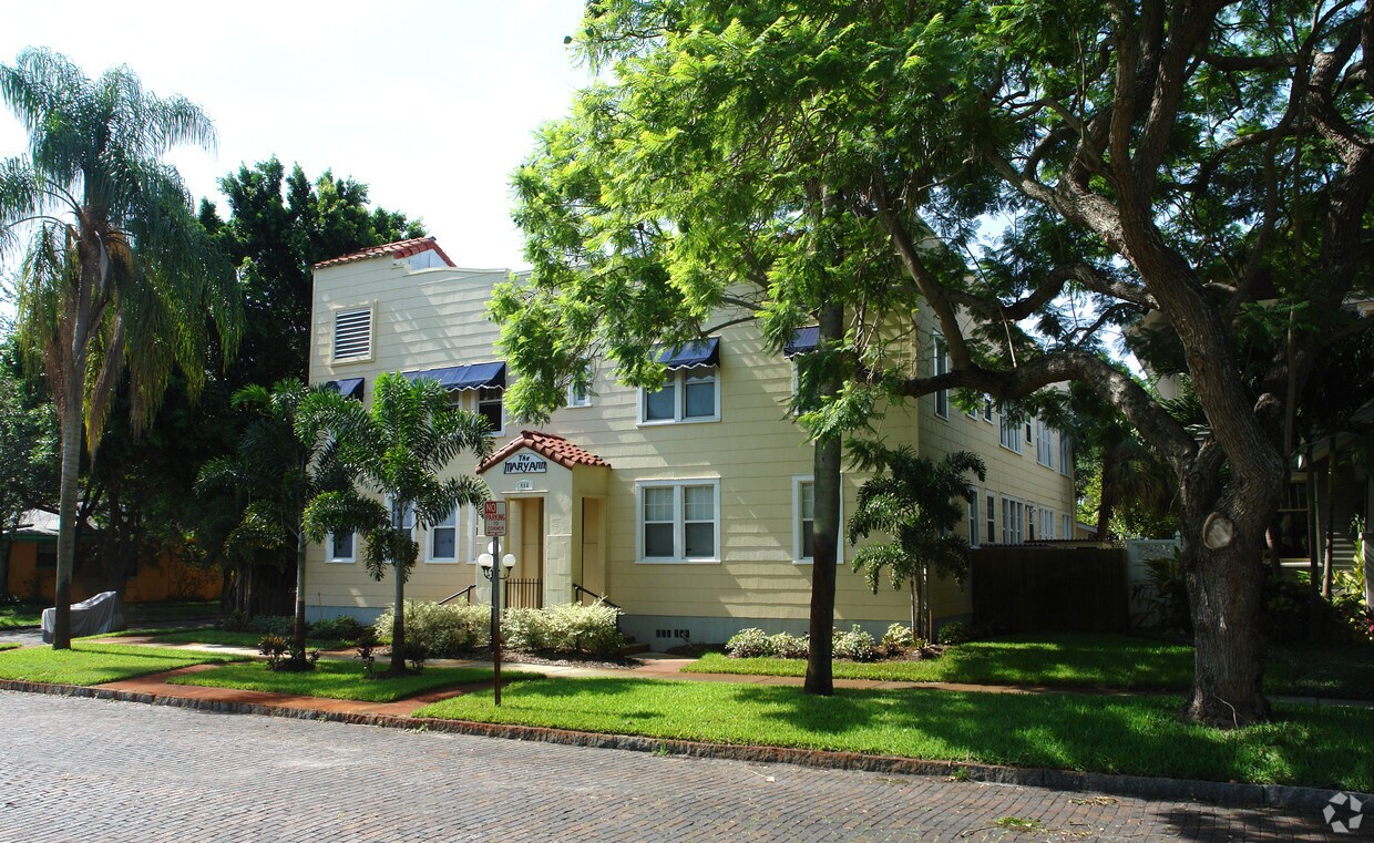 Foto del edificio - 456 13th Ave NE