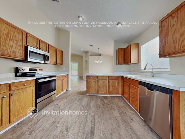 Foto del edificio - 13806 Royston Bend