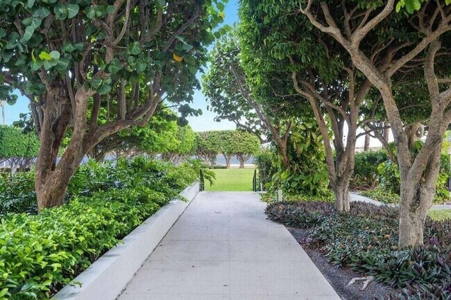 Foto del edificio - 1701 S Flagler Dr