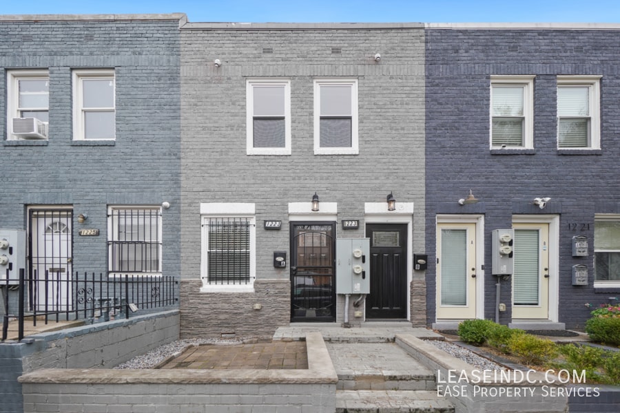 Photo - 1223 16th Street NE-#2