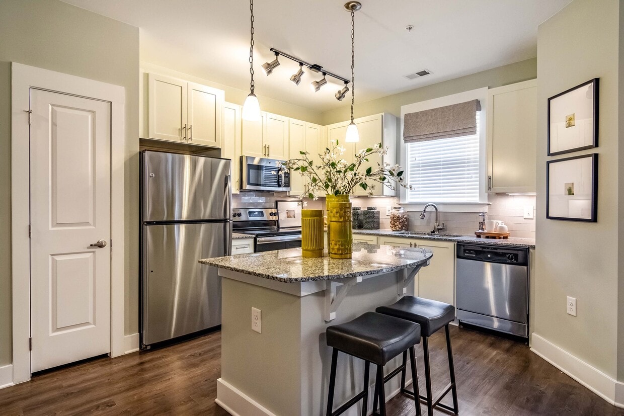 Meridian at Broad Street Market Apartments 7000 Meridian Market Dr