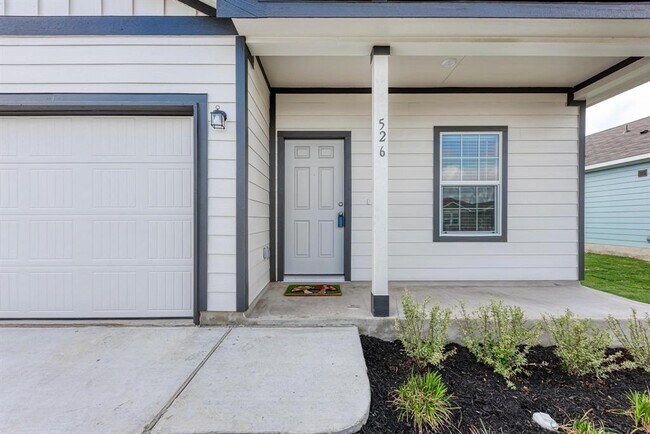 Foto del edificio - 526 Thunderstorm Ave
