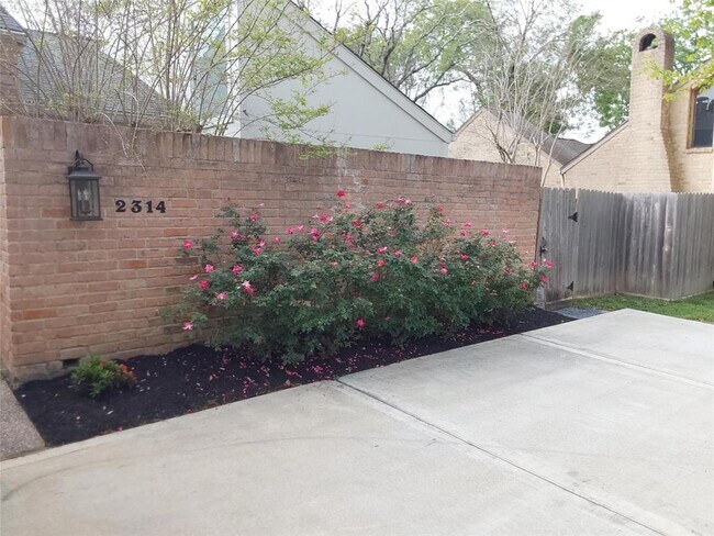 Foto del edificio - 2314 Silver Sage Dr