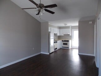 Building Photo - 140 Lanier Dr