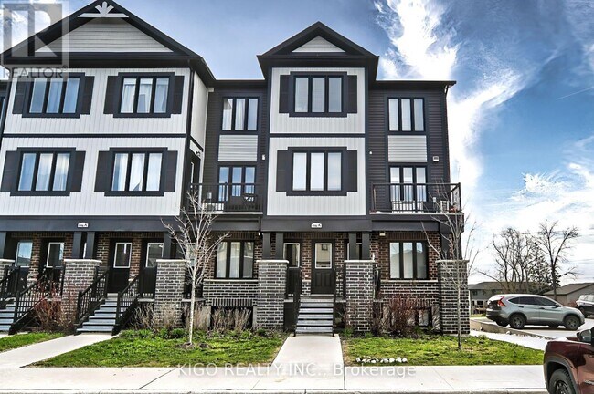 Building Photo - 160 Rochefort St.
