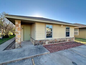 Building Photo - 2302 S 3rd St