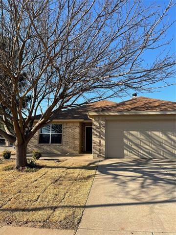 Foto principal - 4700 Topaz Ln