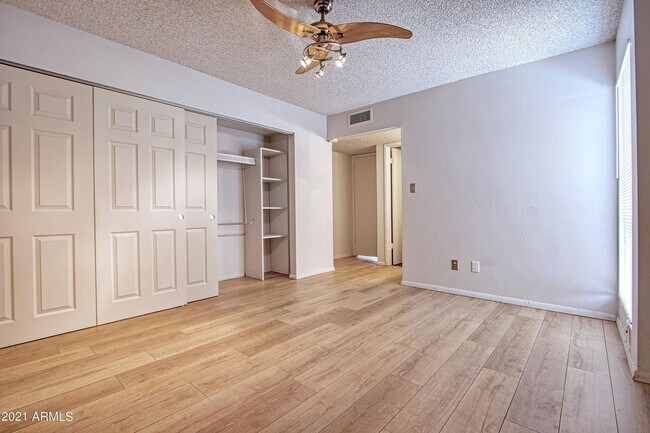 Foto del edificio - 3828 N 32nd St