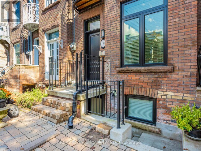Building Photo - 133 Cowan Ave