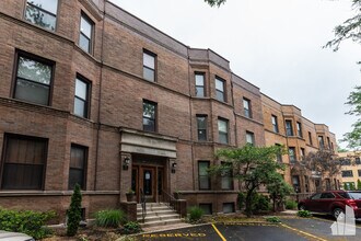Building Photo - 746 W California Terrace